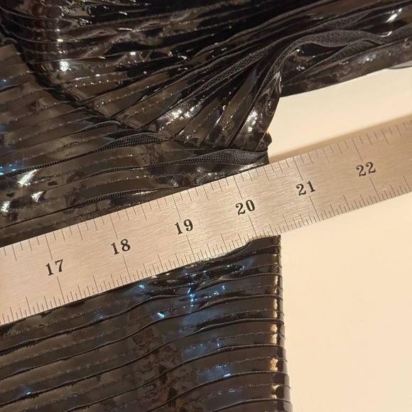 NWT Laura Ashley Women’s Full Zipper Jet Black Polyester Textured Sz M Jacket - Picture 12 of 15